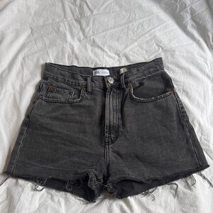 Zara Women's Black Denim Shorts